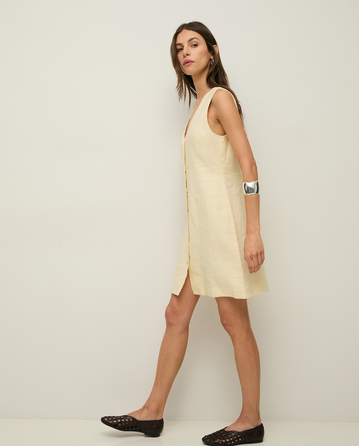 Short Sleeveless Linen Dress