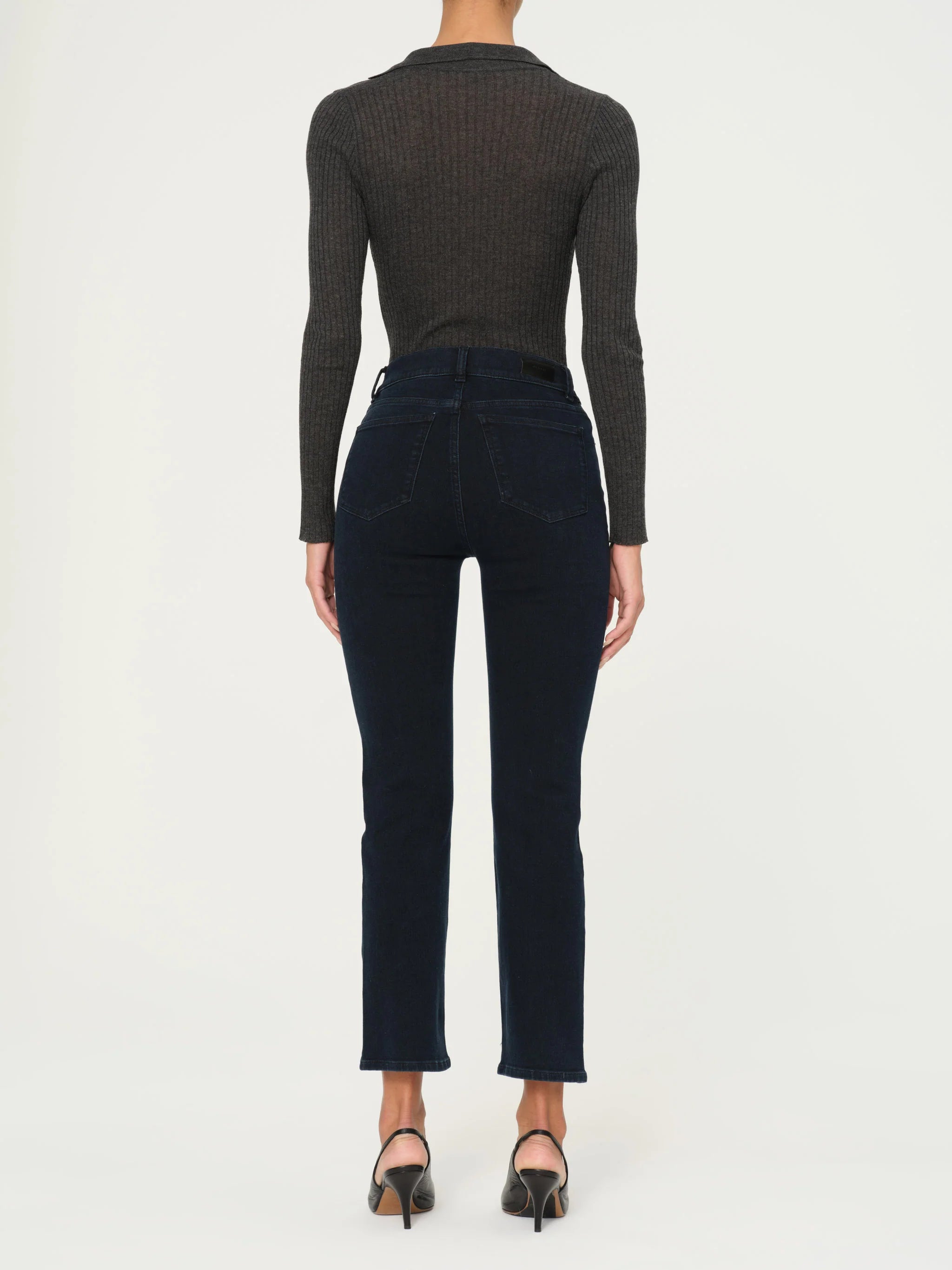 Mara Straight - Flatiron
