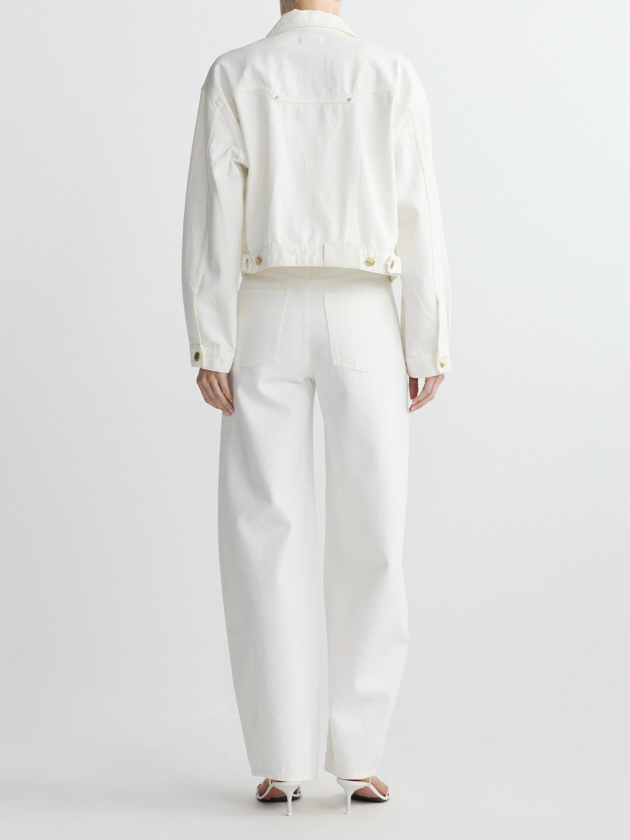 Miro Barrel - White Foundry