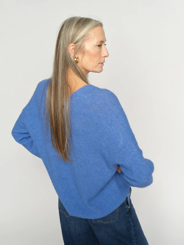 Thora V-Neck Knit