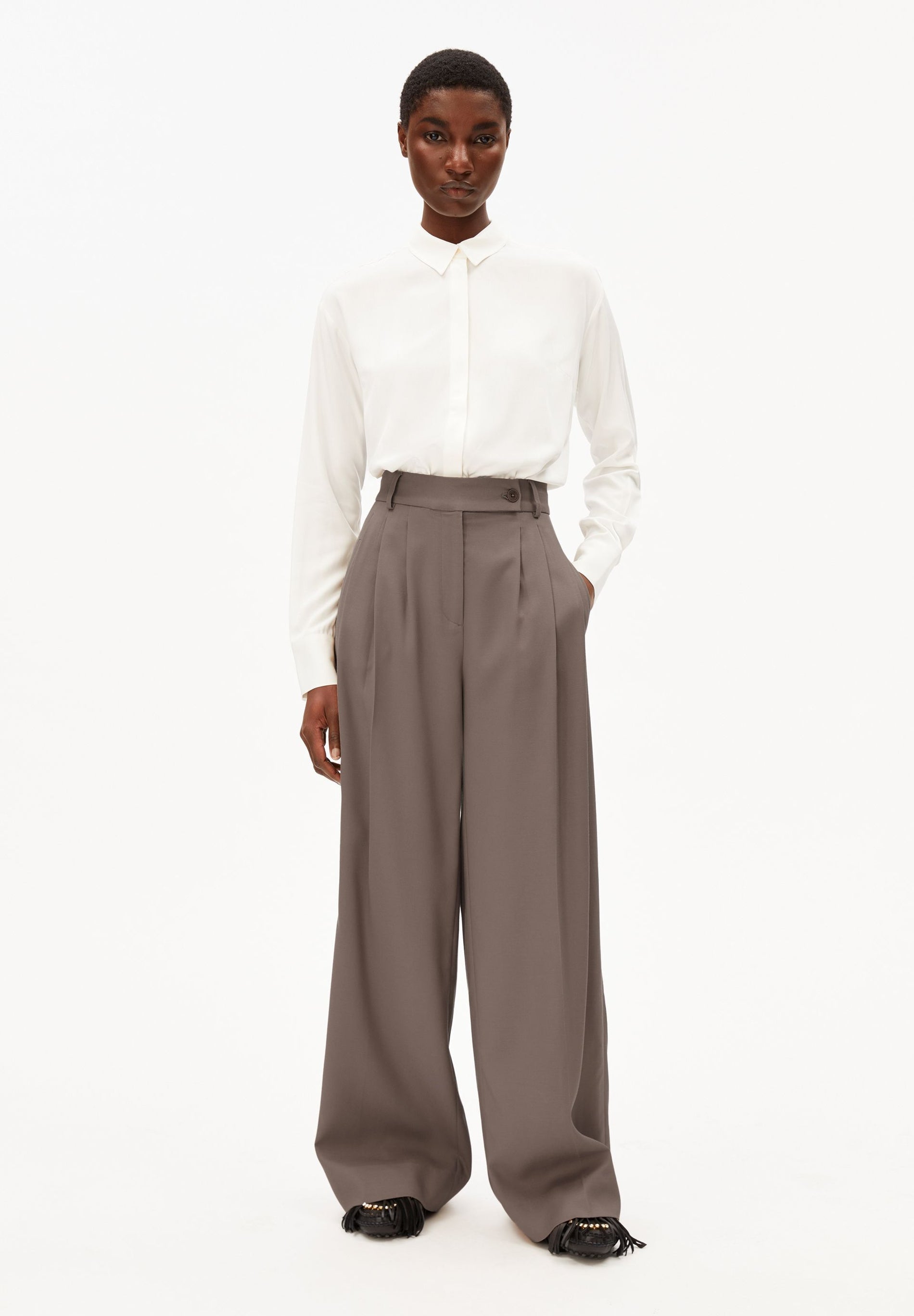 Larisaana Longsleeve Blouse