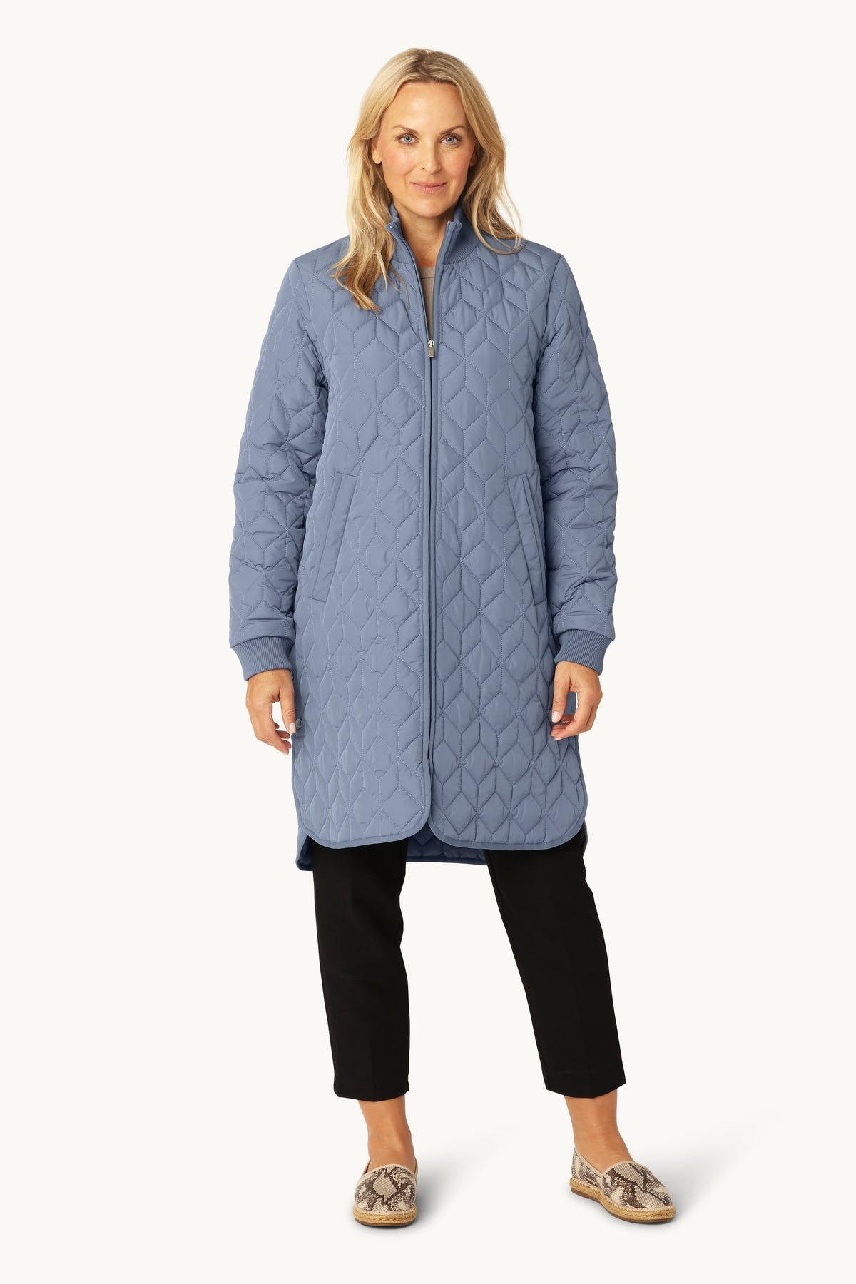 ART06 Long Quilted Jacket