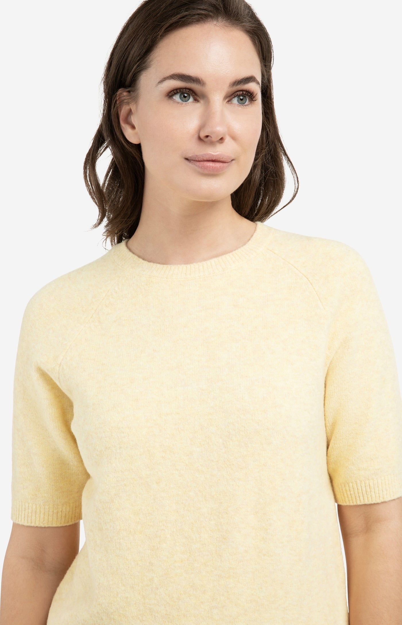 Soft Sweater with Short Sleeve