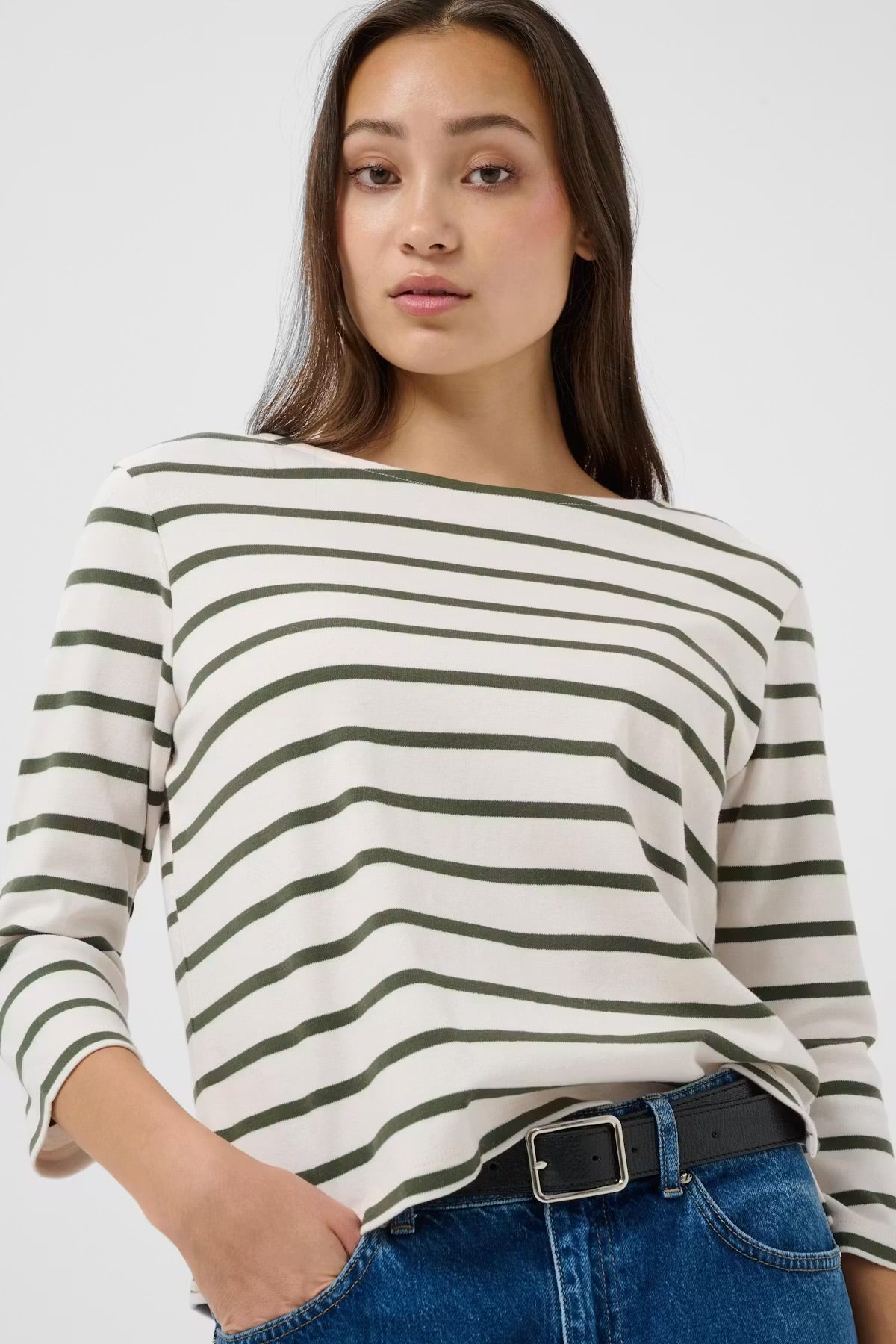 Nela T-Shirt