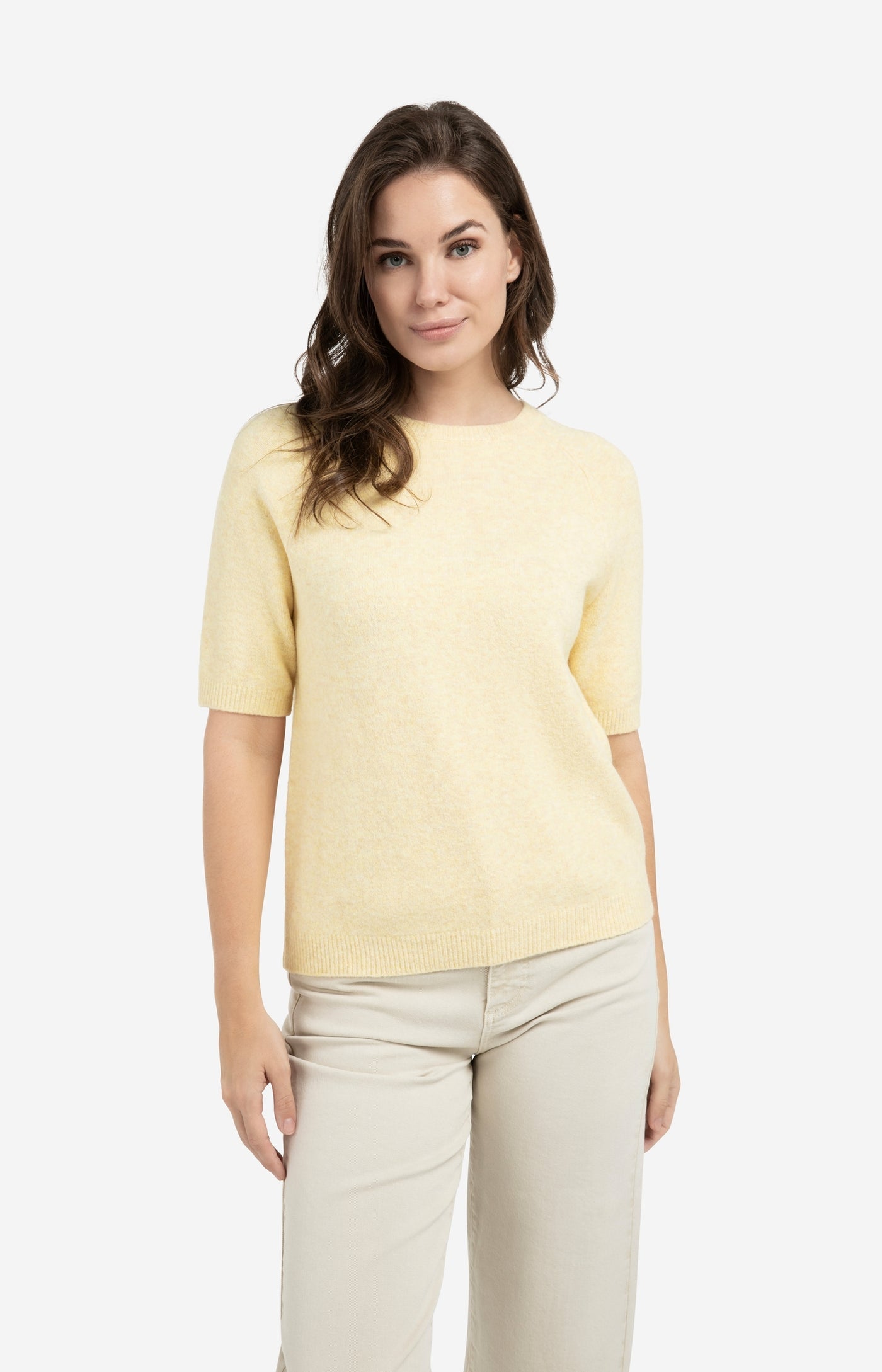 Soft Sweater with Short Sleeve