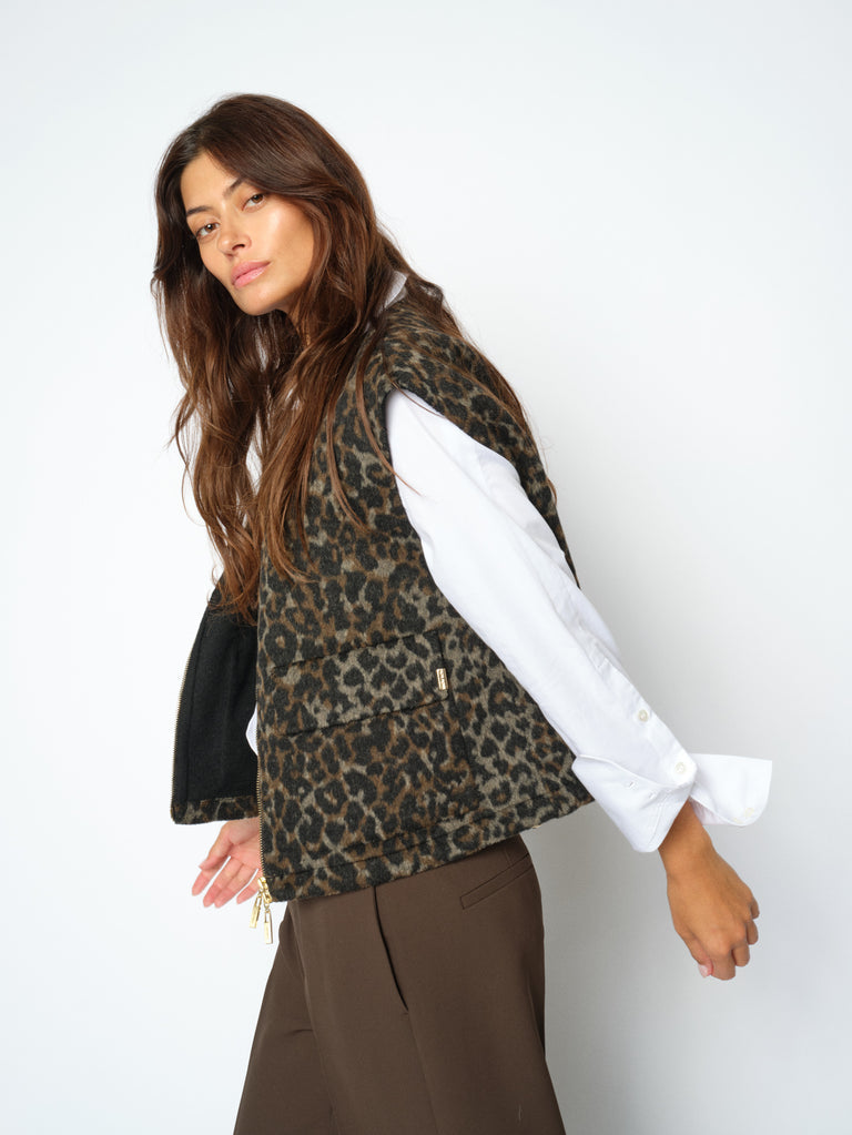 Elise Leo Vest