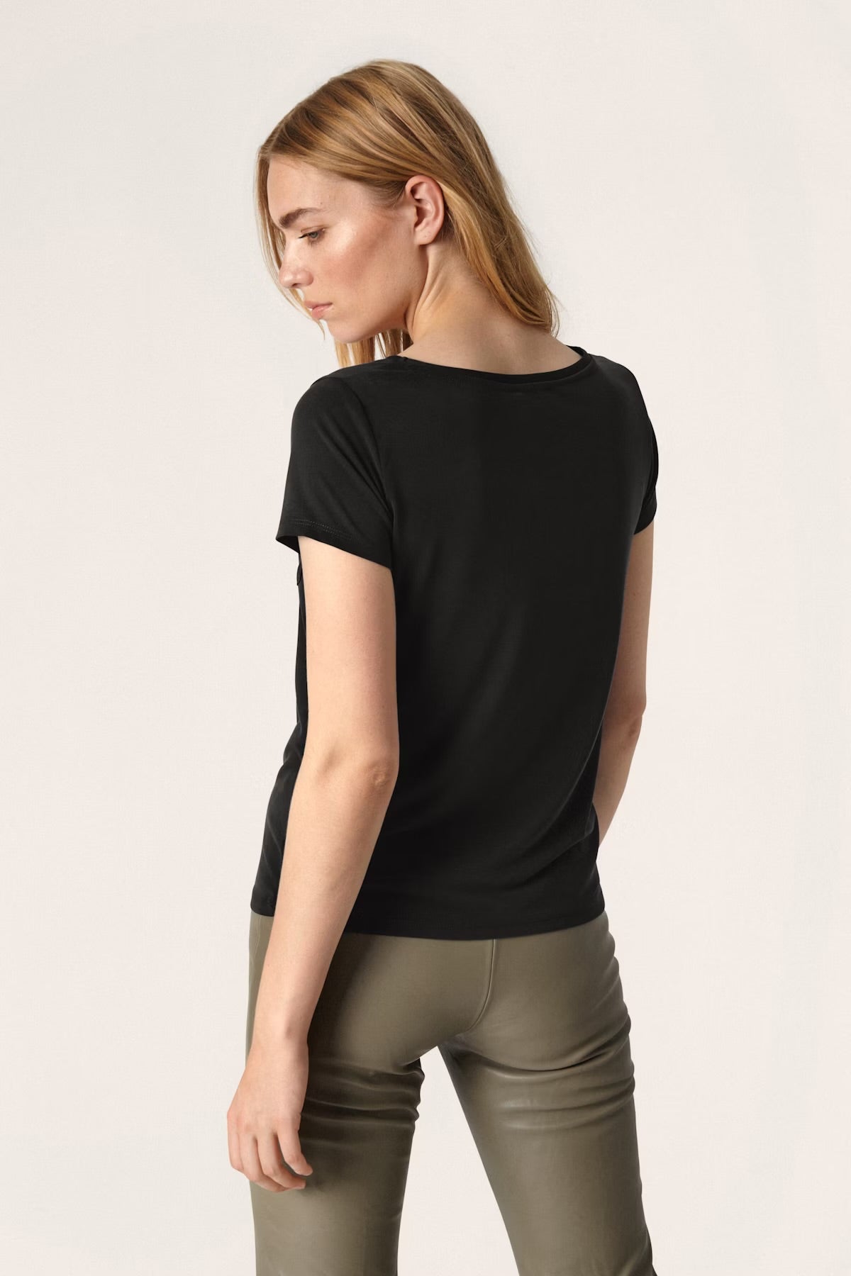 Columbine Tee