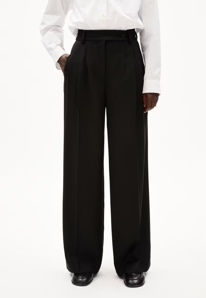 Kaayua Pants
