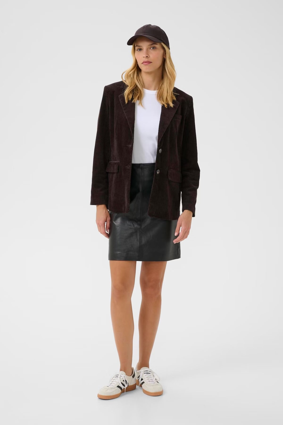 Leni Blazer
