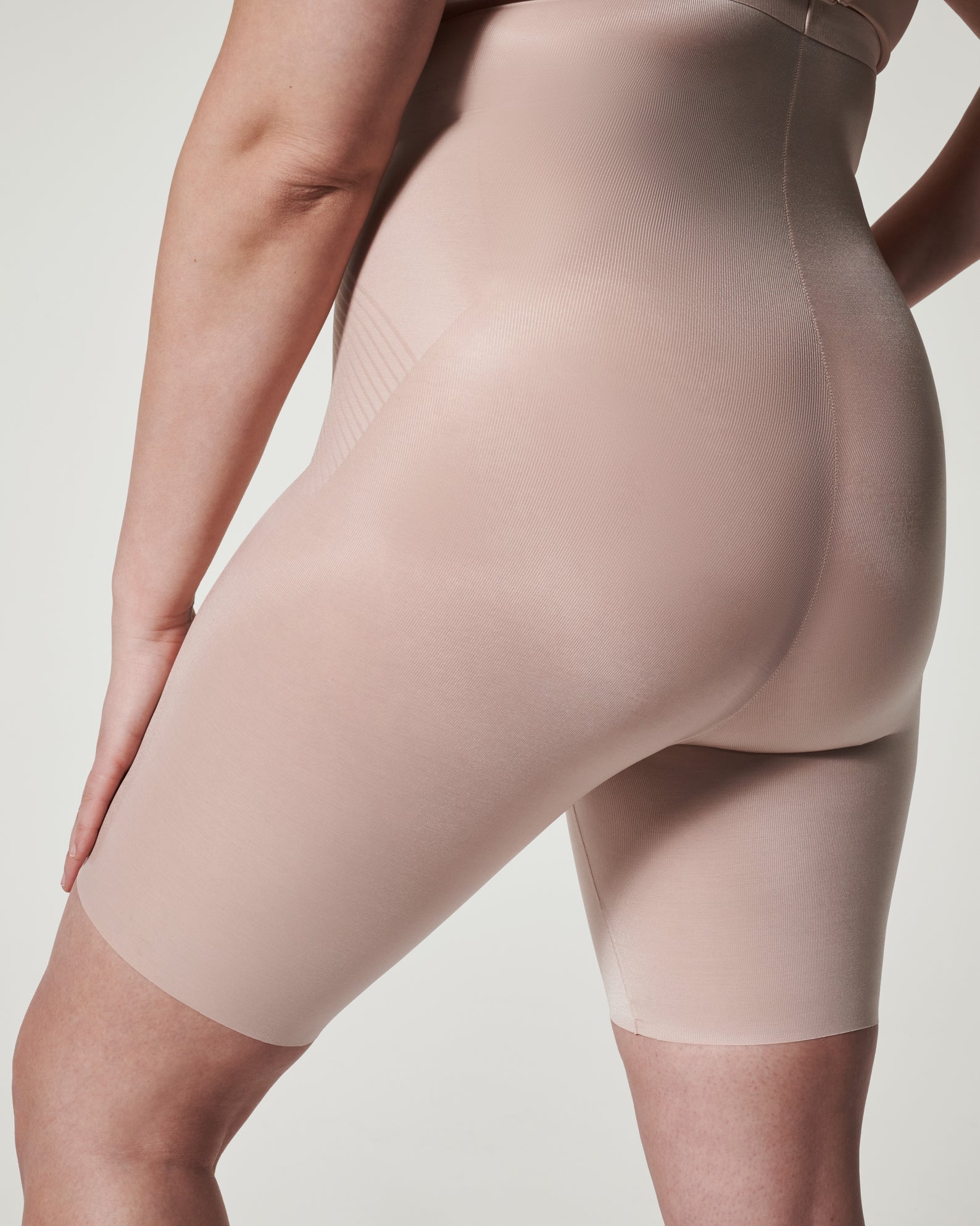 Invisible Shaping High-Waisted Mid-Thigh Short