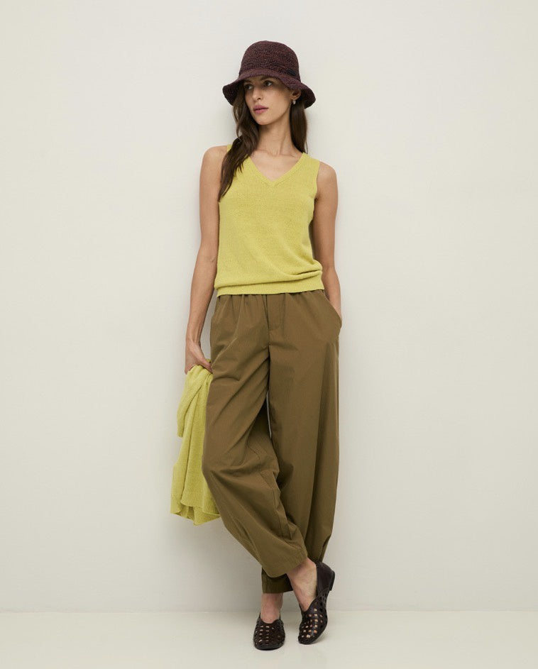 Cotton Trouser with Button at the Hem