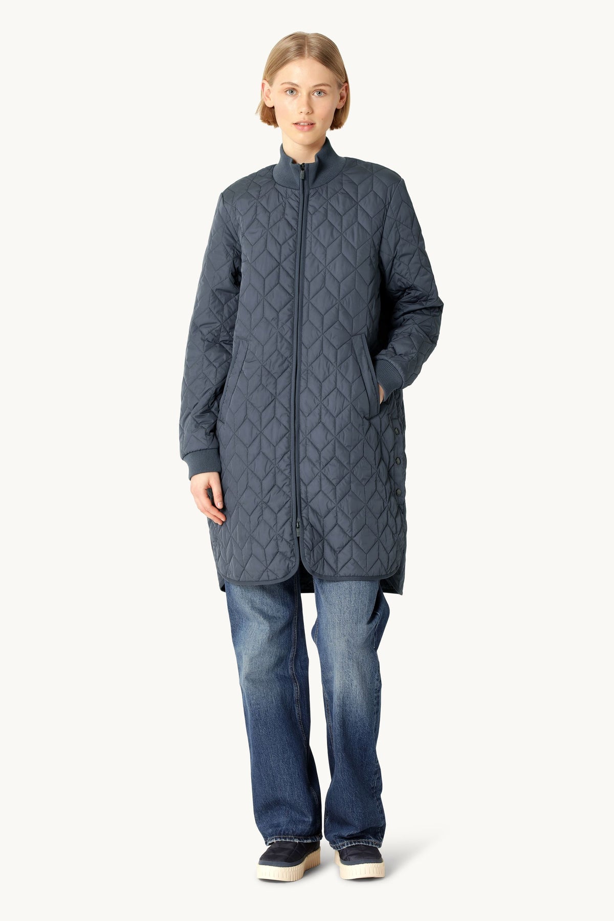 ART06 Long Quilted Jacket