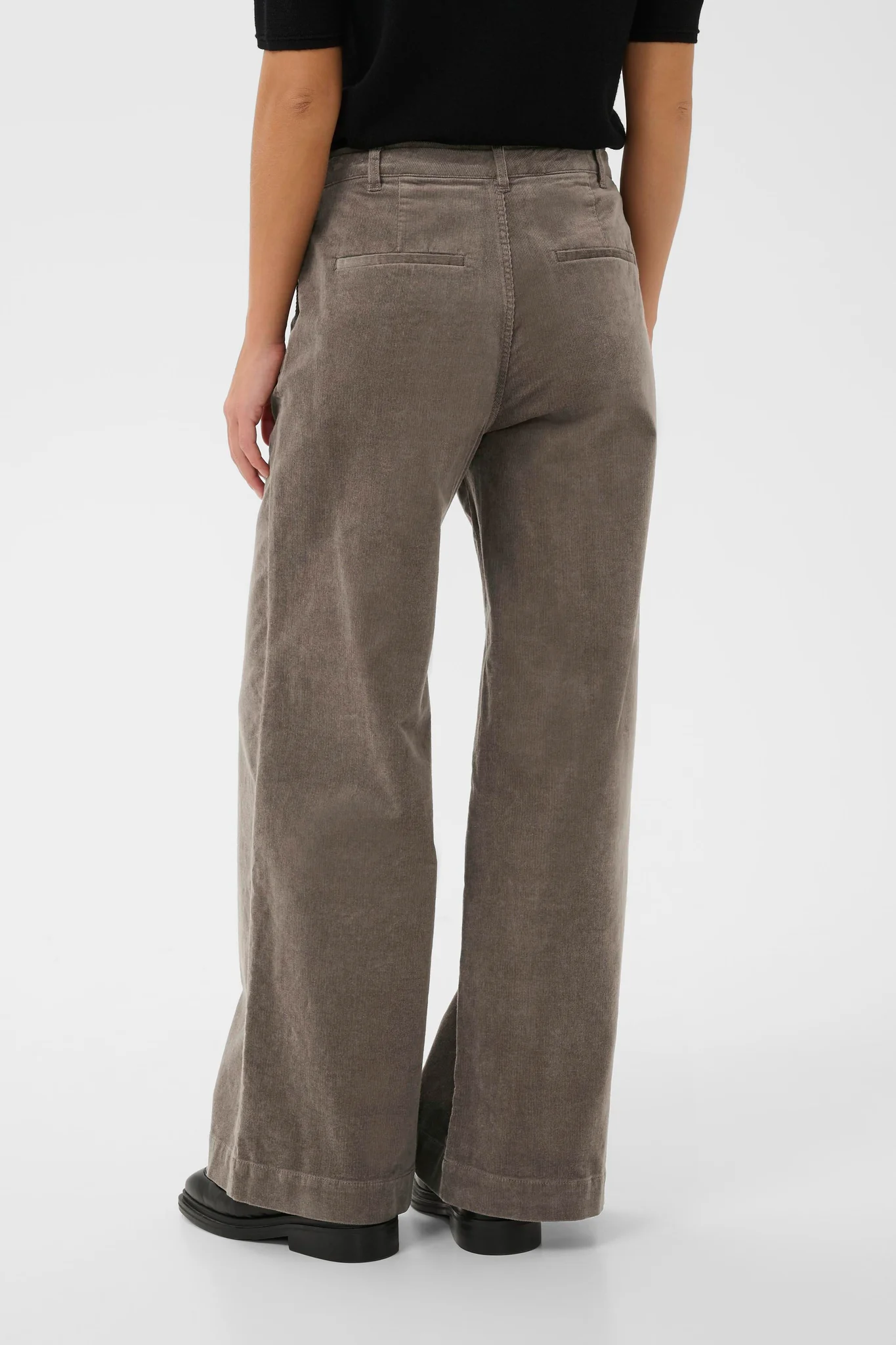Ninnen Cord Trouser