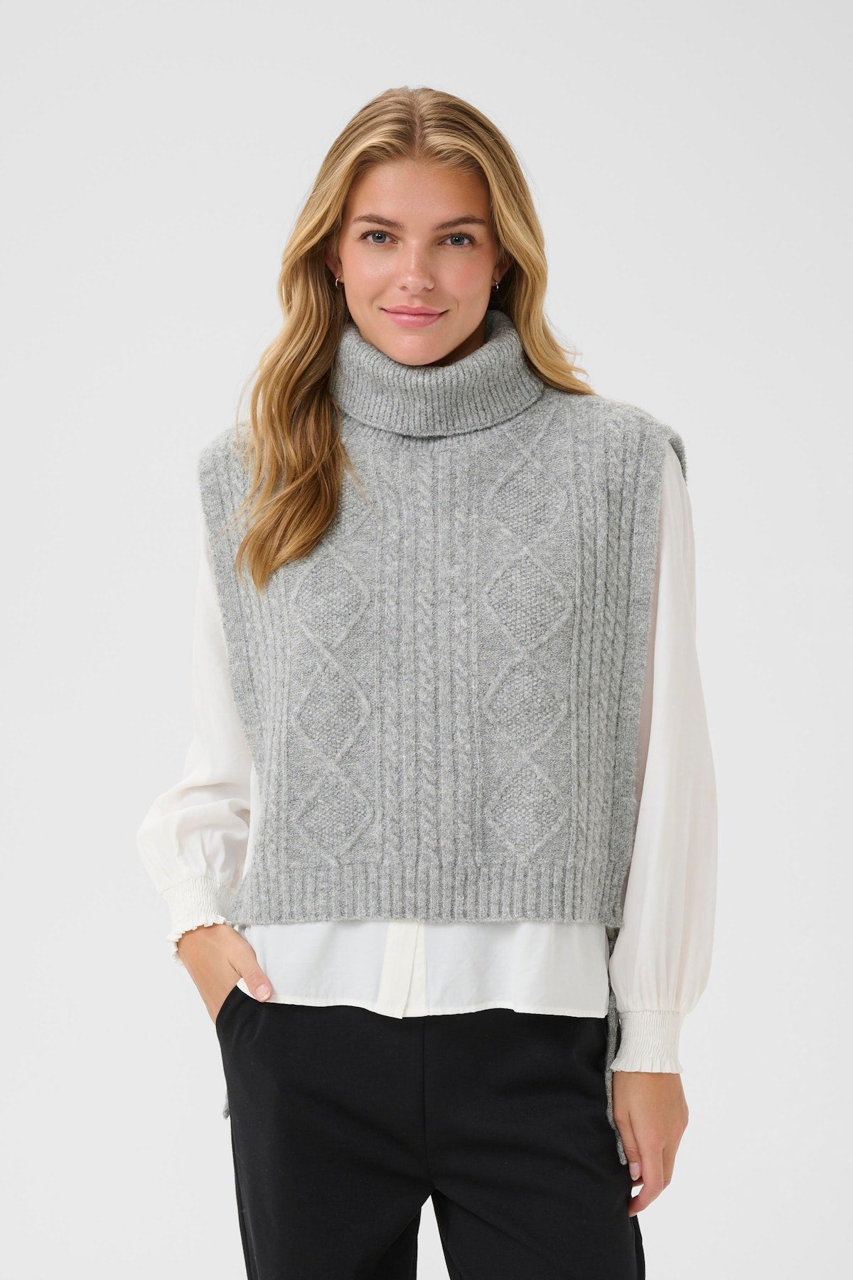 Frina Knit Pullover