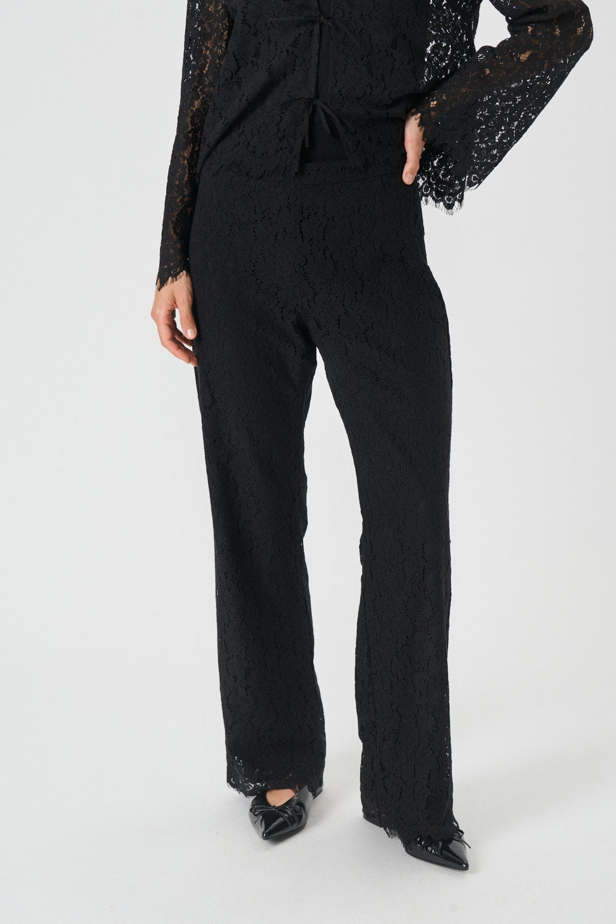 Viana Lace Pant