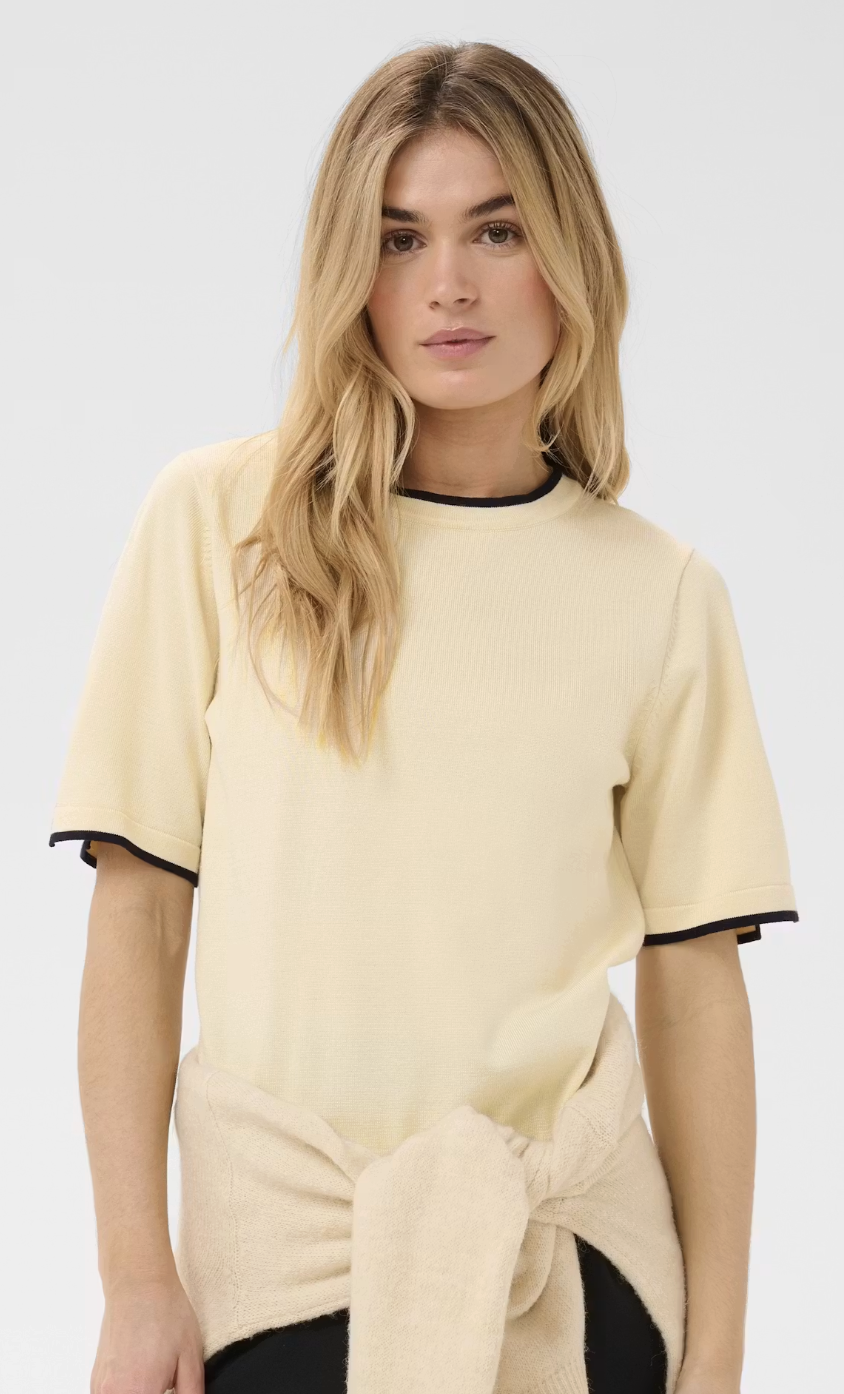 Mila Contrast Striped Pullover
