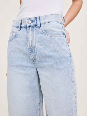 Taylor Barrel Jean