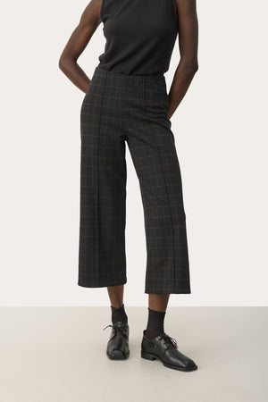 Ilisan Trouser