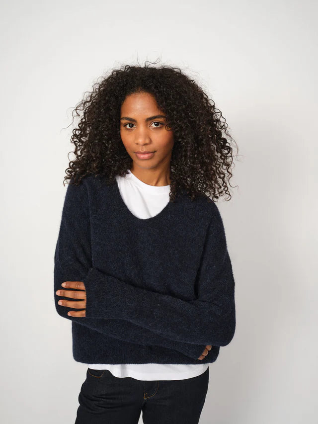 Thora V-Neck Knit