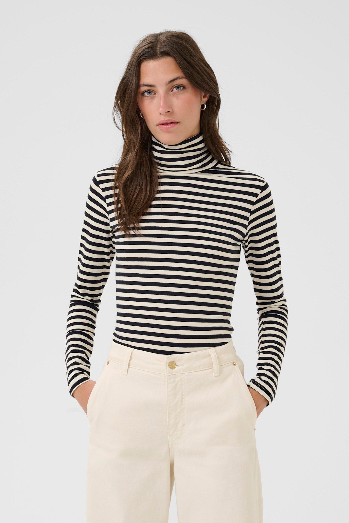 Efinas Roll-Neck Top