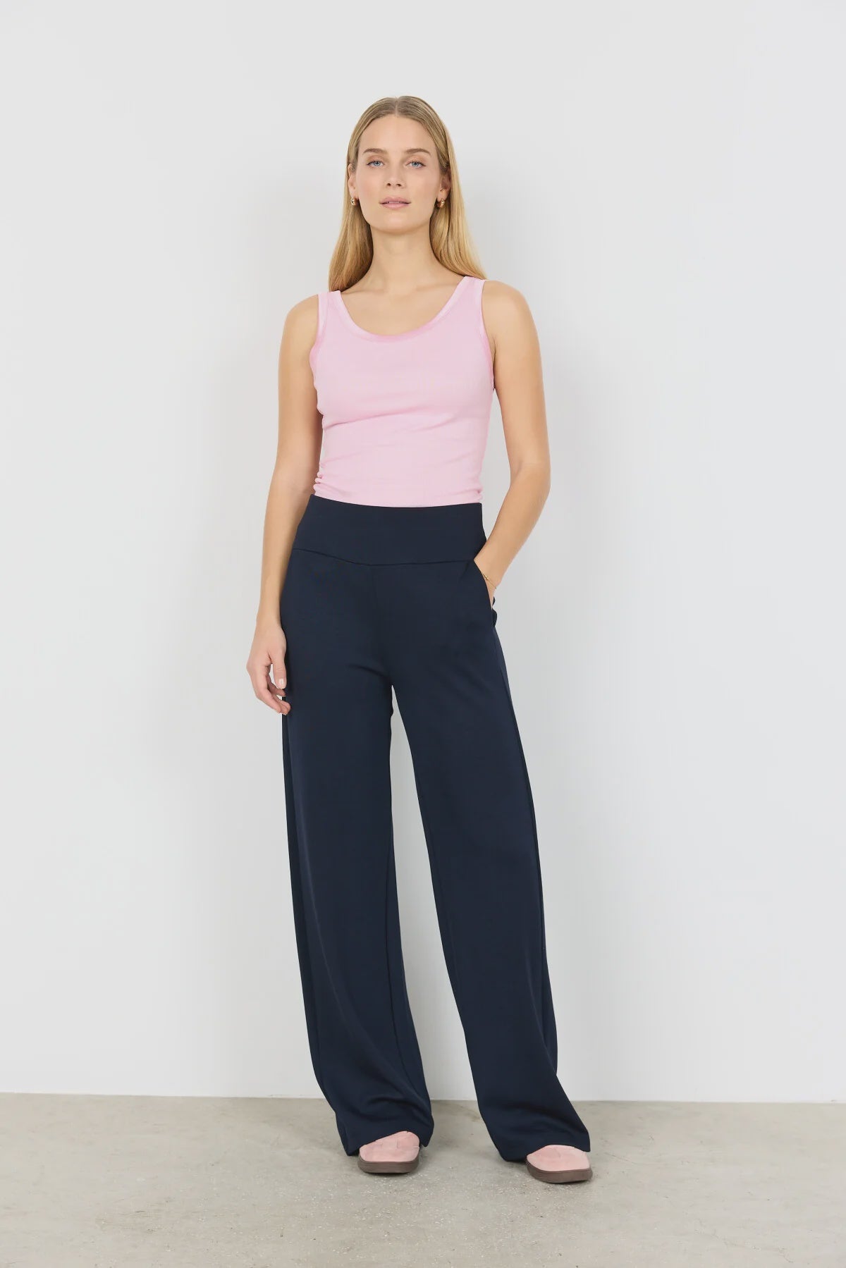 Banu 279 Pant