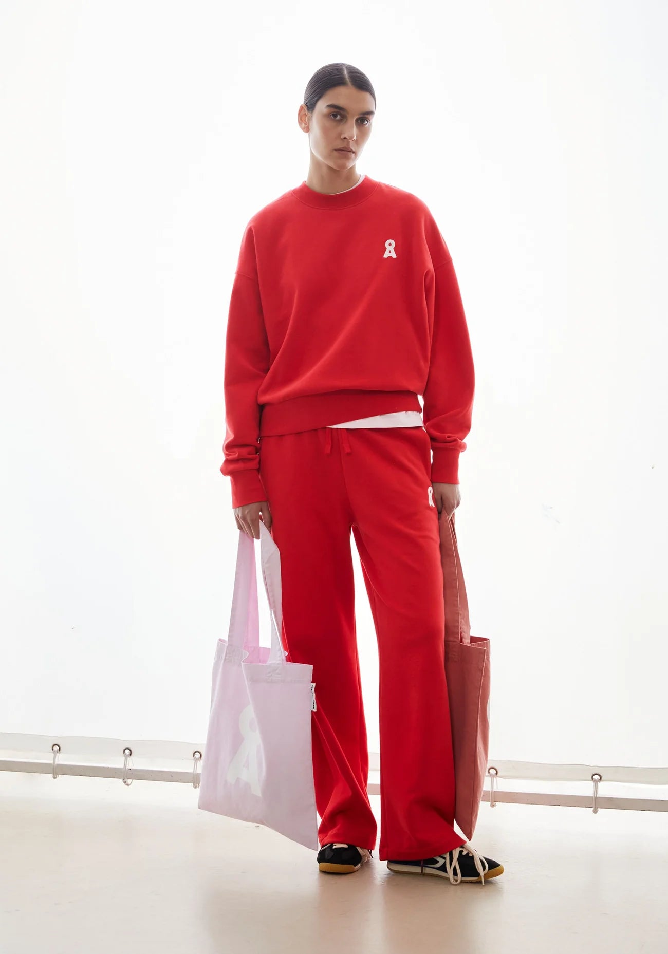 Iconic A Alizaa Sweatshirt