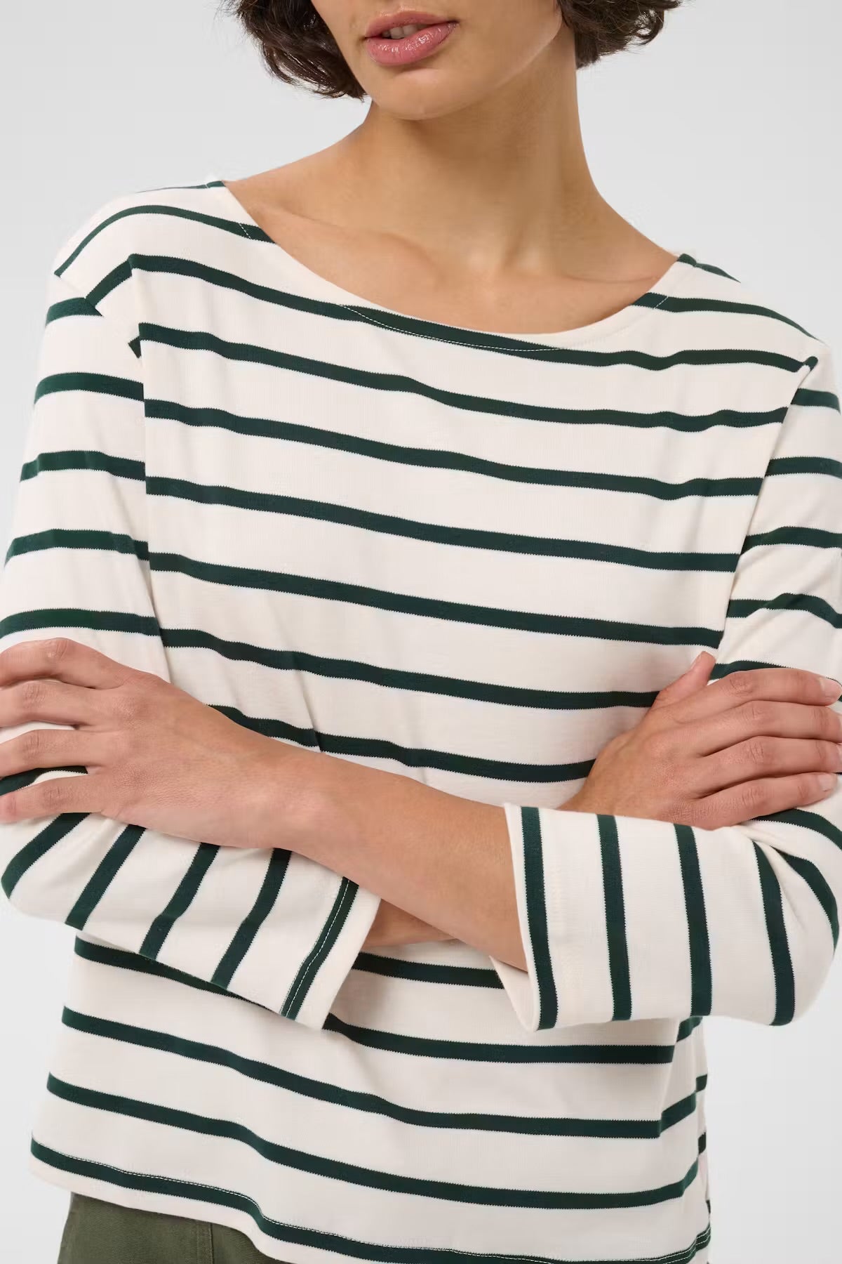 Nela T-Shirt