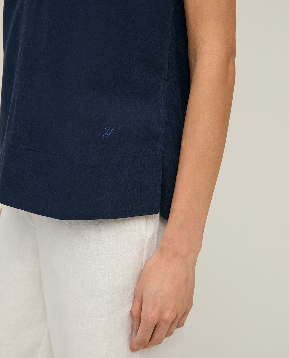 Sleeveless Linen and Cotton Blouse