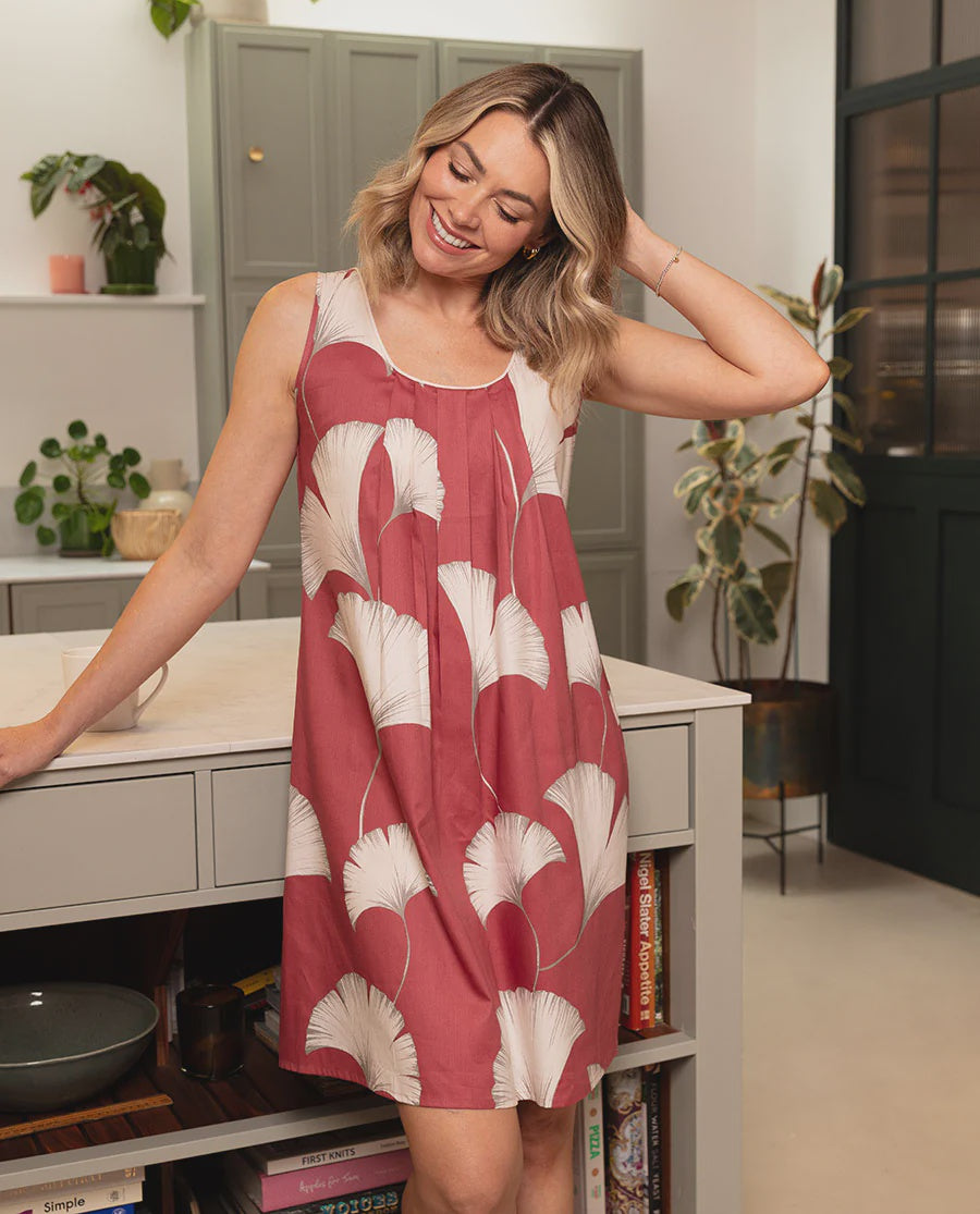 Josie Leaf Print Short Gown