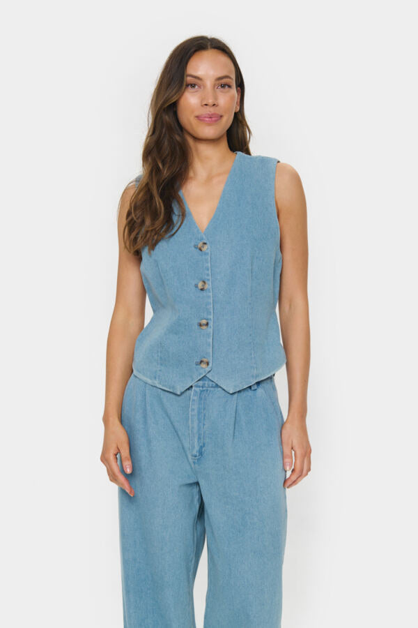 Jaclyn Vest