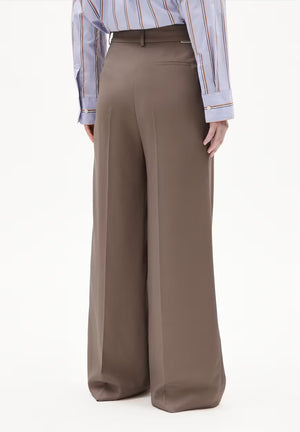 Kaayua Pants