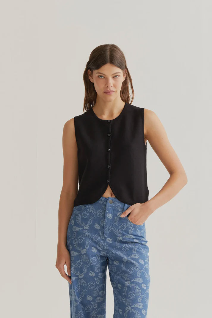 Knitted Vest