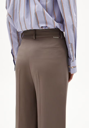 Kaayua Pants