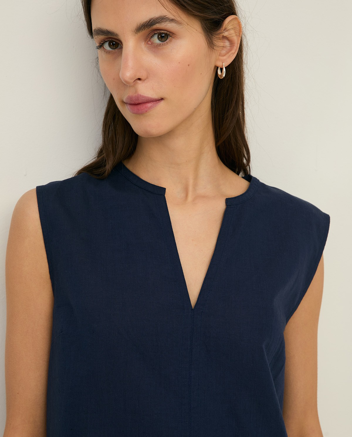 Sleeveless Linen and Cotton Blouse