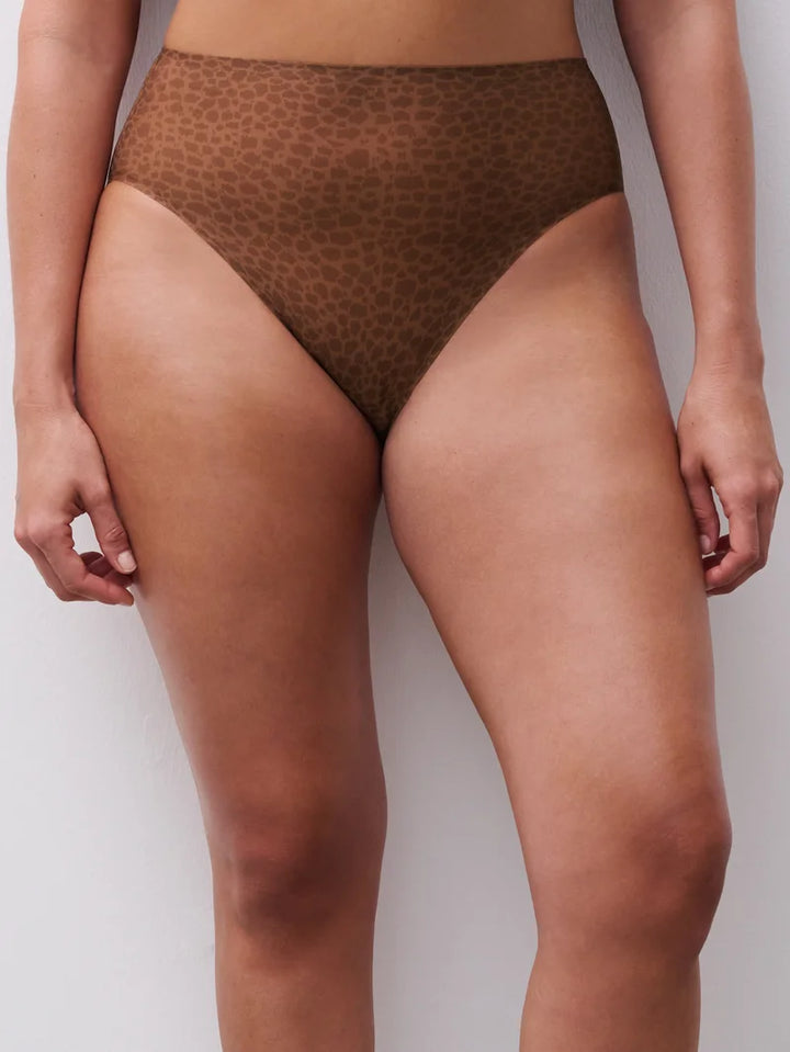 Soft Stretch High-Cut Brief