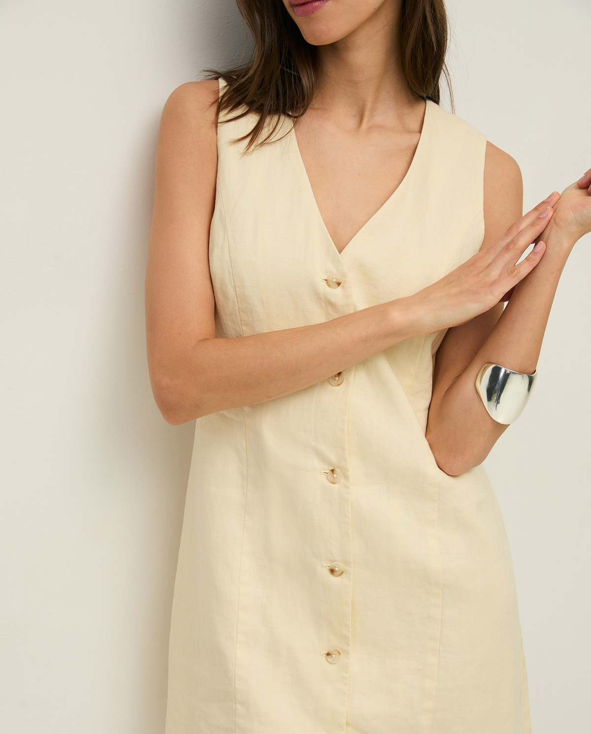 Short Sleeveless Linen Dress