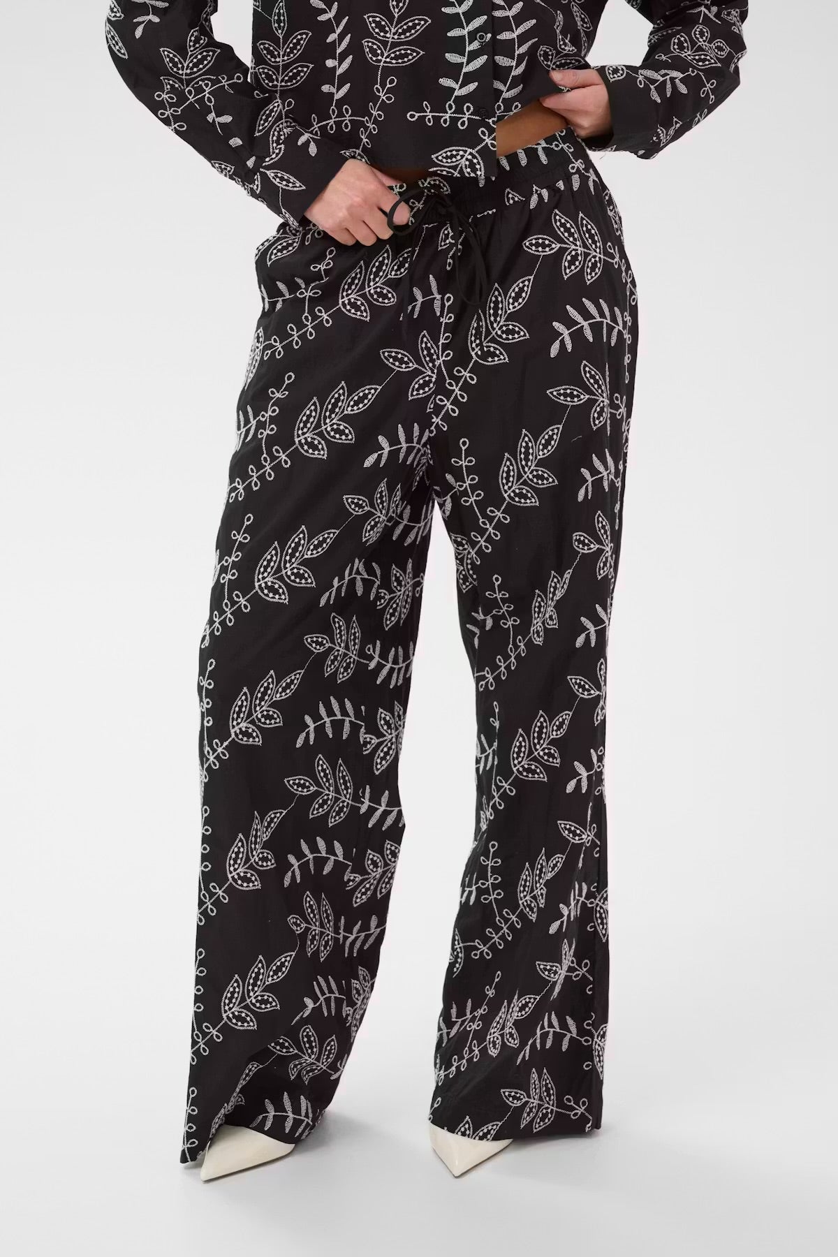 Elora Pants