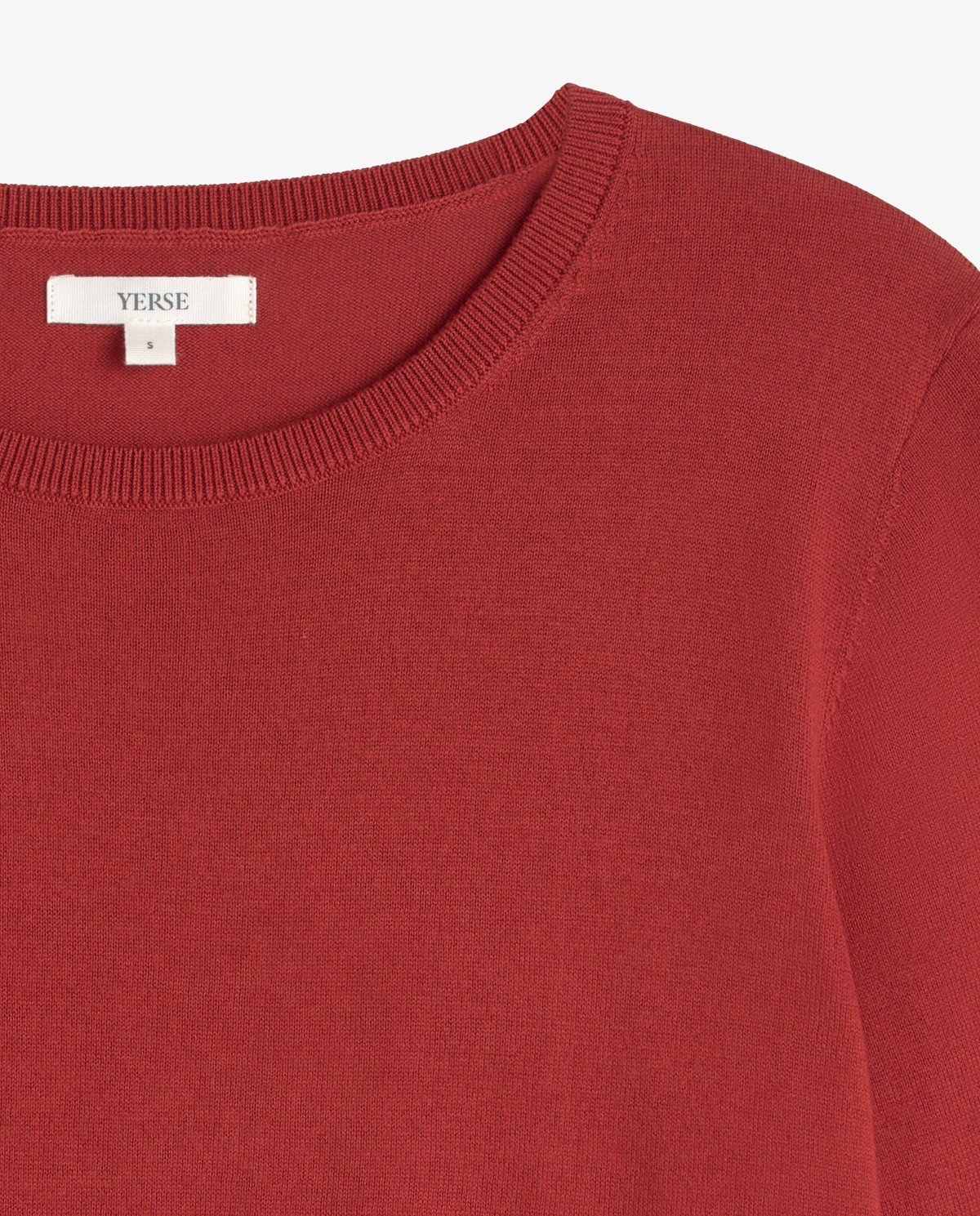 Short Sleeve Sweater with Round Neckline