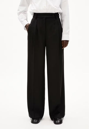 Kaayua Pants