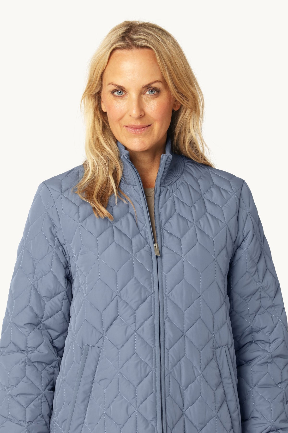 ART06 Long Quilted Jacket