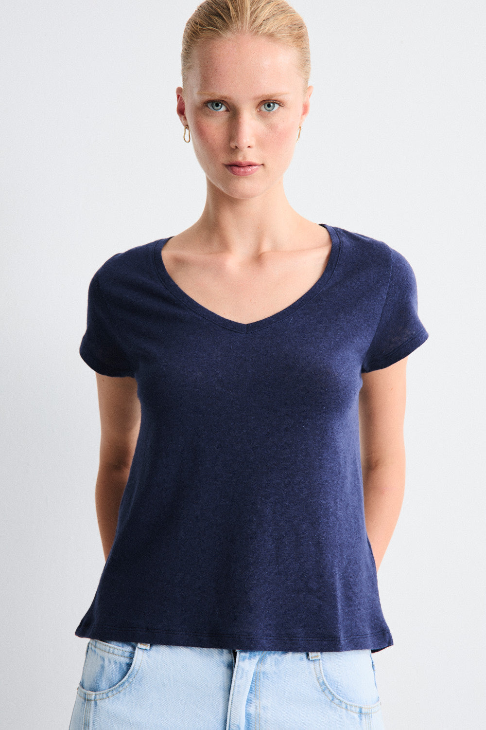 Luzara V-Neck Cotton/Linen T-Shirt