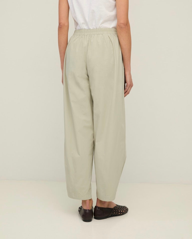 Cotton Trouser with Button at the Hem