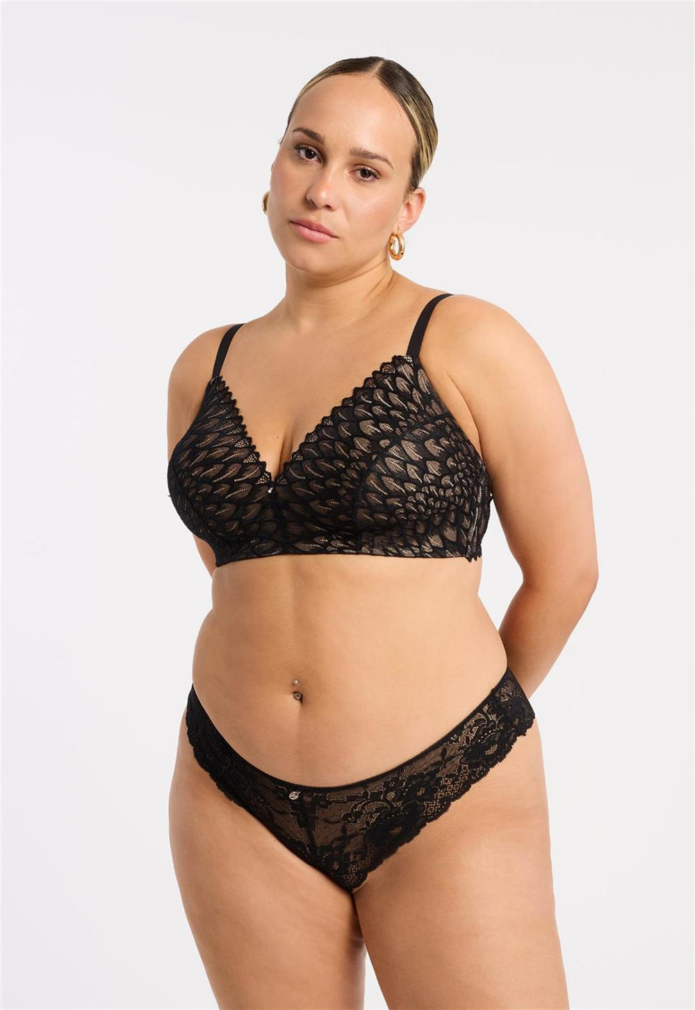 Lacy Wire Free