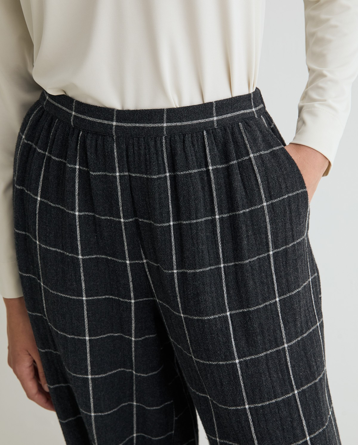 Check Balloon Trousers