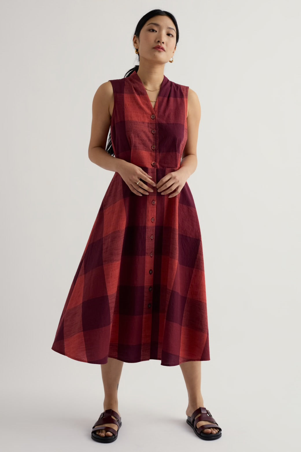 Carved Wood Yarn Dyed Sleeveless Dress