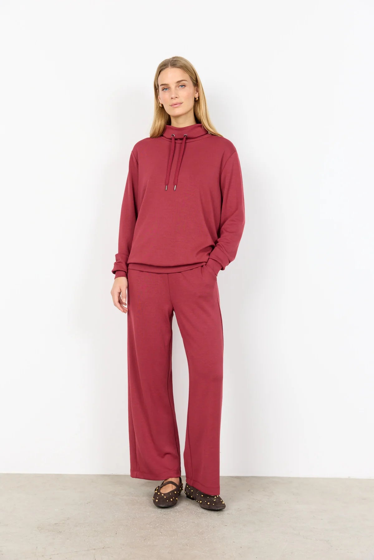 Banu 125 Funnel Neck Top