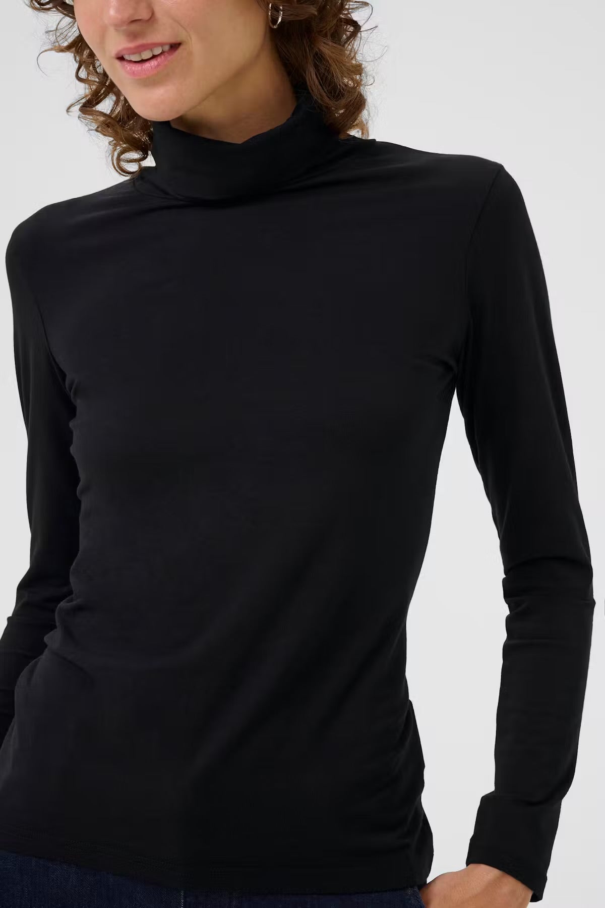Efinas T-Shirt