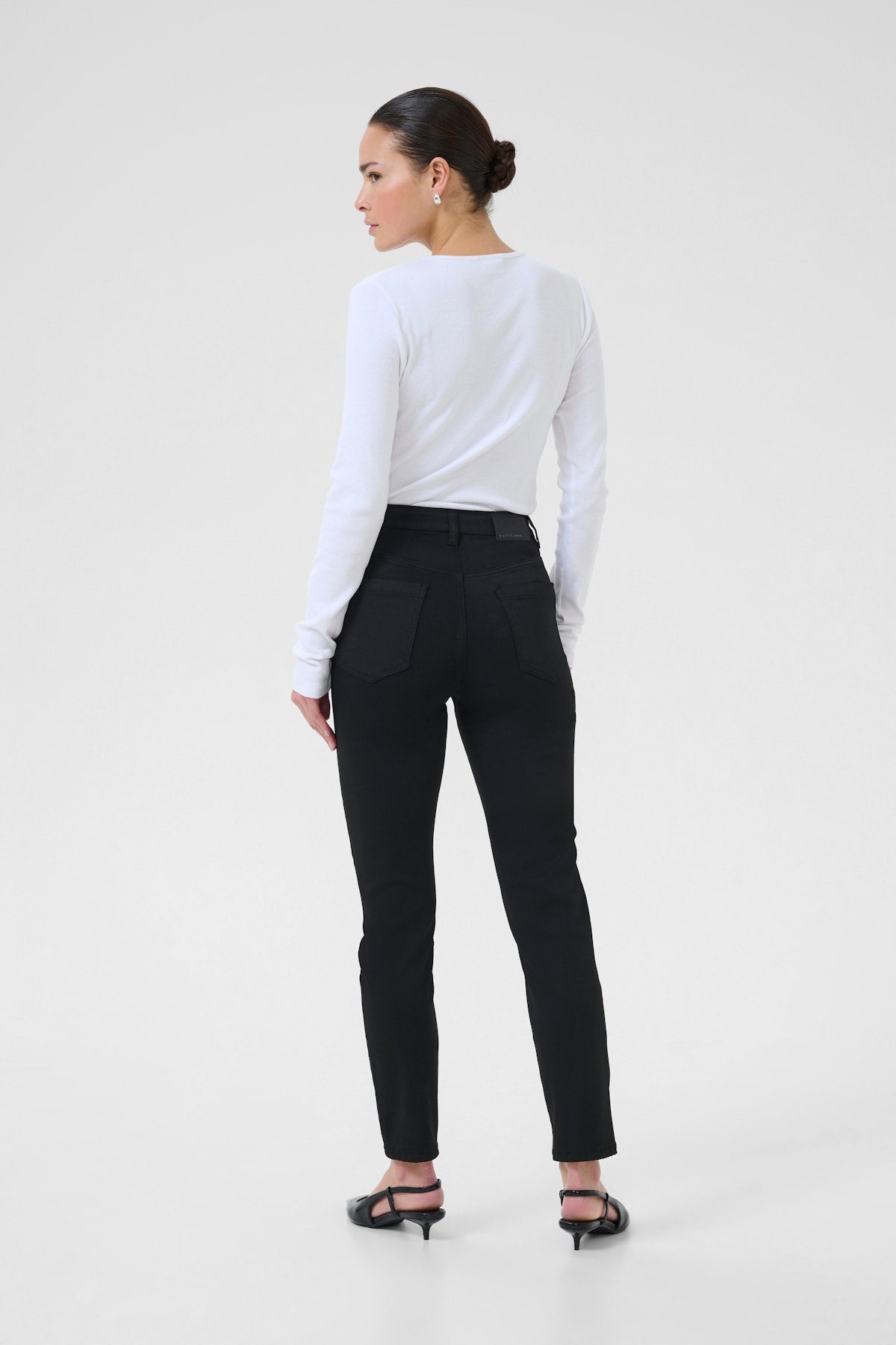 Willow High Waist Slim Fit Jeans