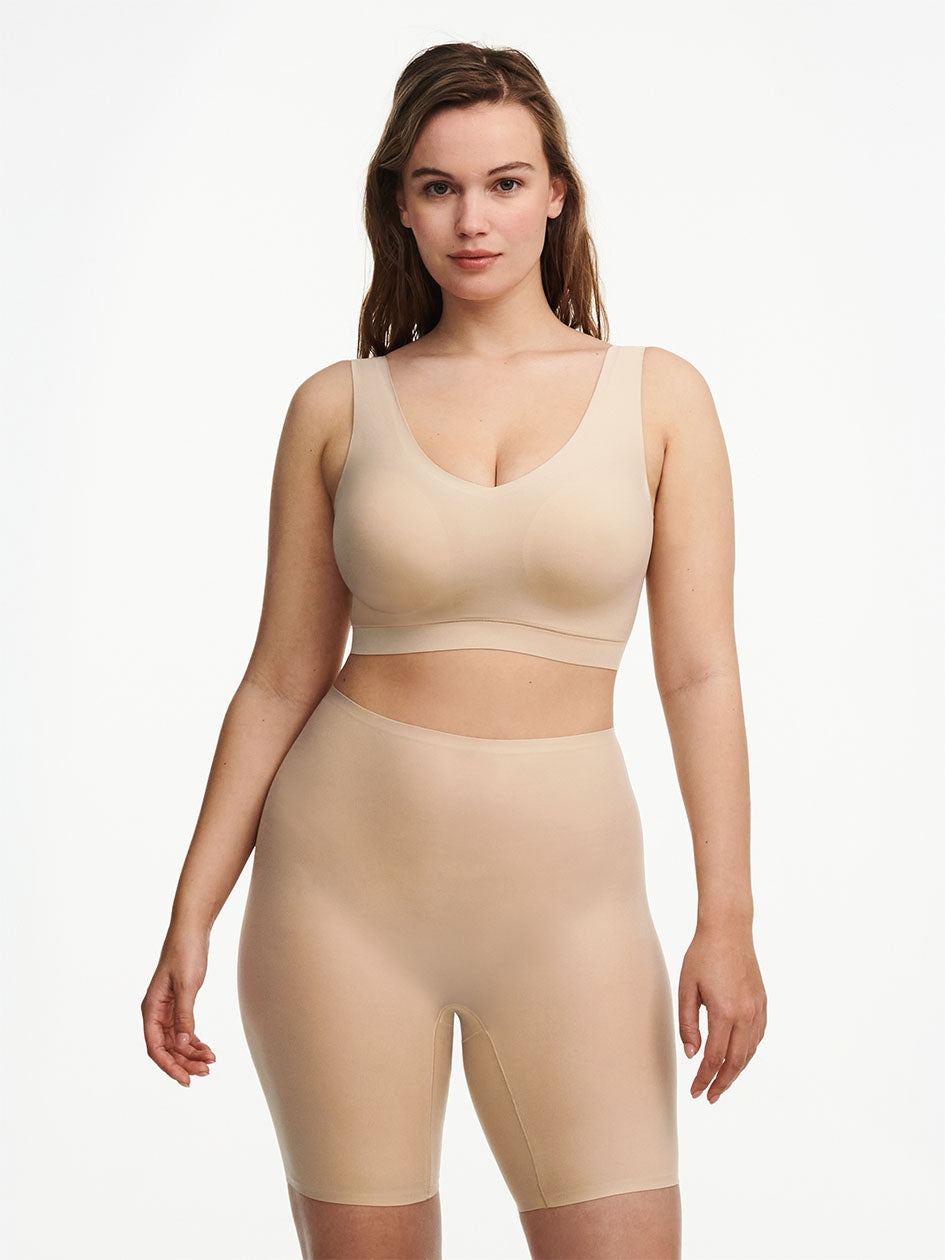 Soft Stretch Mid Thigh Shorts