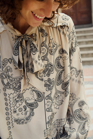 Najia Shirt
